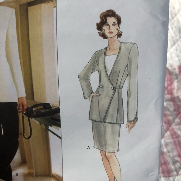 Anne Klein Vogue Designer Women's Ensemble 1810-14-16-18 - Picture 3 of 7